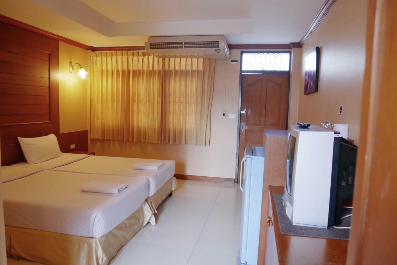 Baan Jpn Hotel Hua Hin Esterno foto