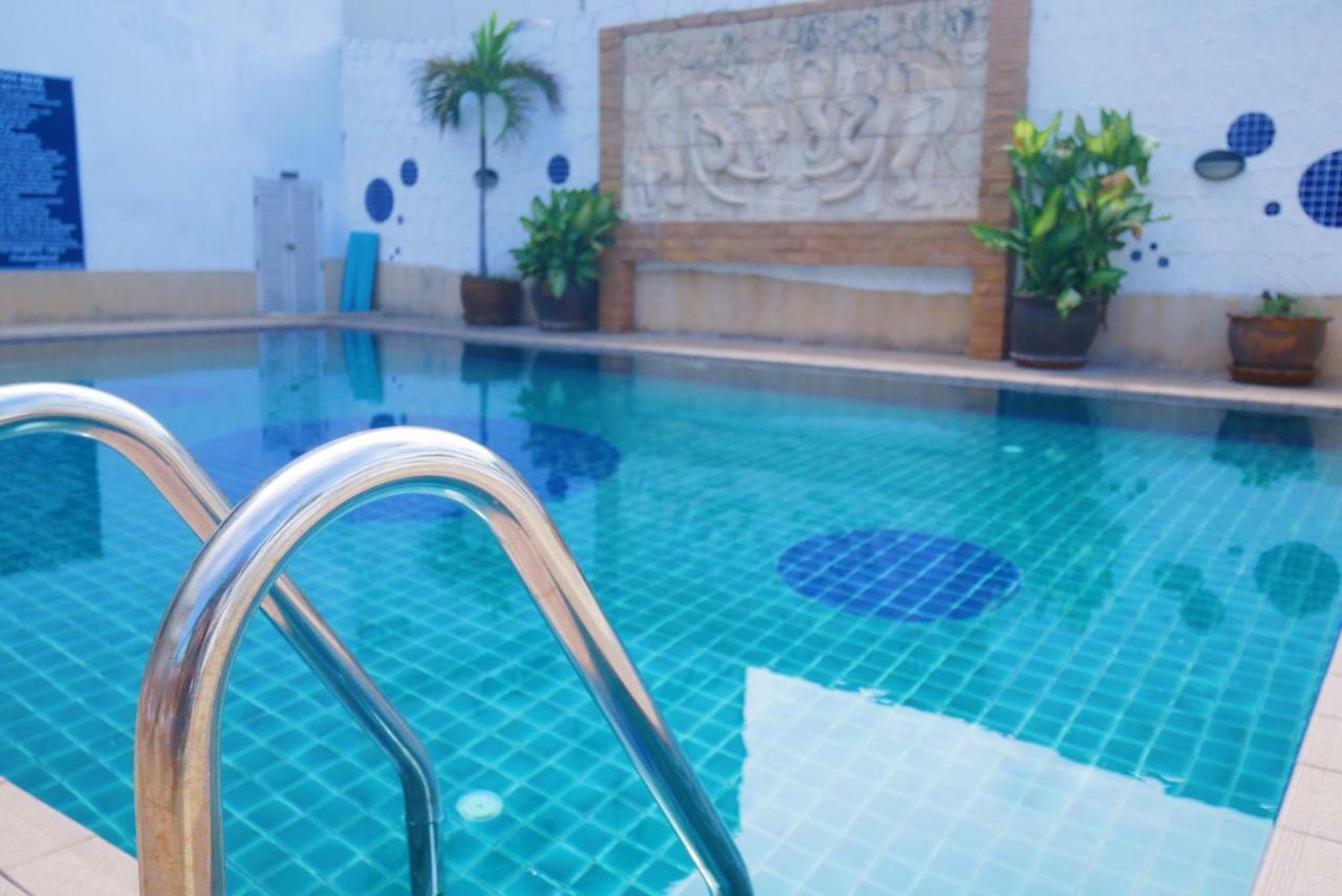 Baan Jpn Hotel Hua Hin Esterno foto