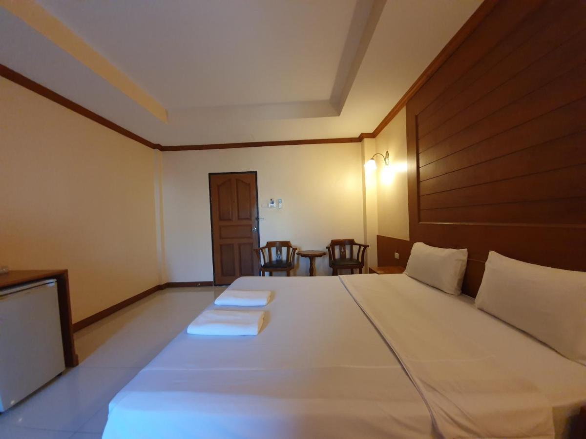 Baan Jpn Hotel Hua Hin Esterno foto